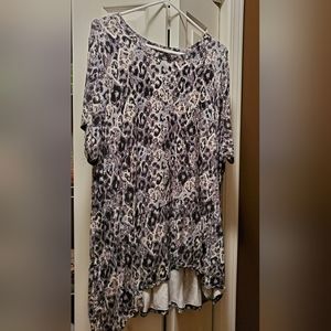 LOGO Black/White/Gray flowey shirt